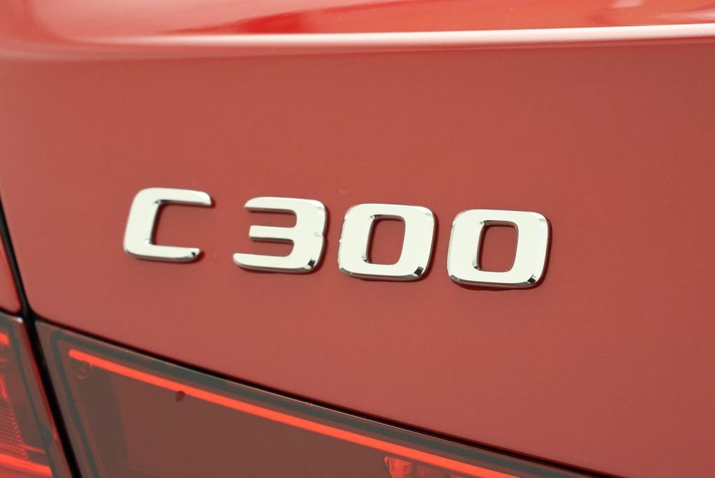 New 2026 MANUFAKTUR Patagonia Red Metallic Mercedes-Benz C 300 image 9