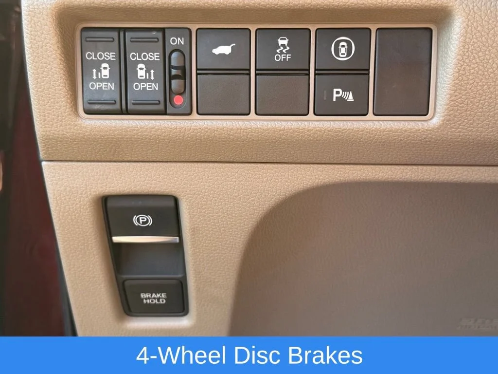 Used 2021 Red Honda Touring image 15