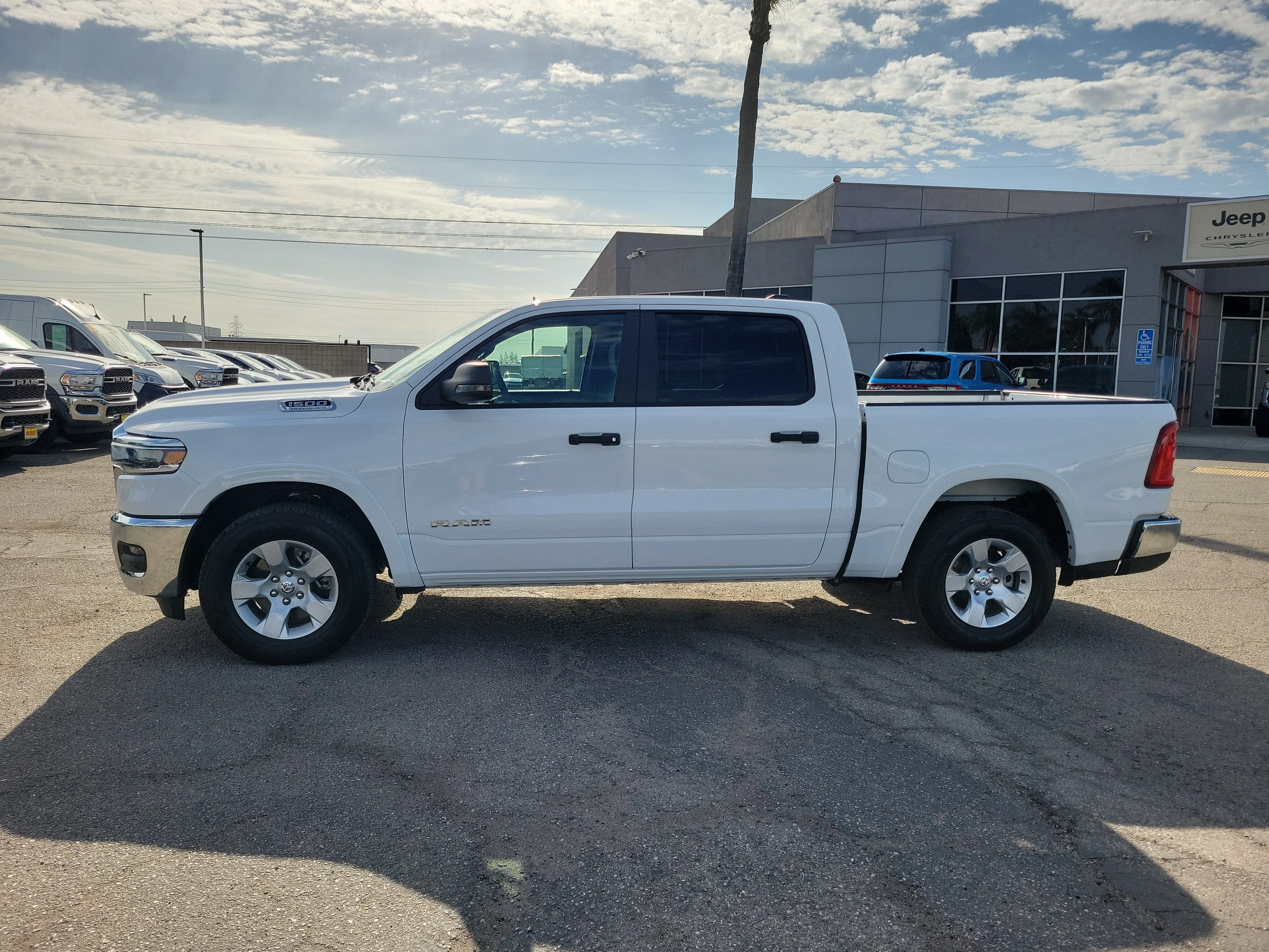 Used 2026 White Ram Big Horn/Lone Star image 7