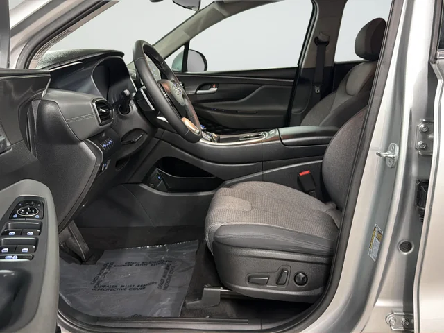 Used 2023 Silver Hyundai SEL image 11