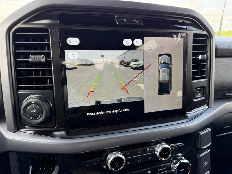 New 2026 Carbonized Gray Metallic Ford XLT image 21