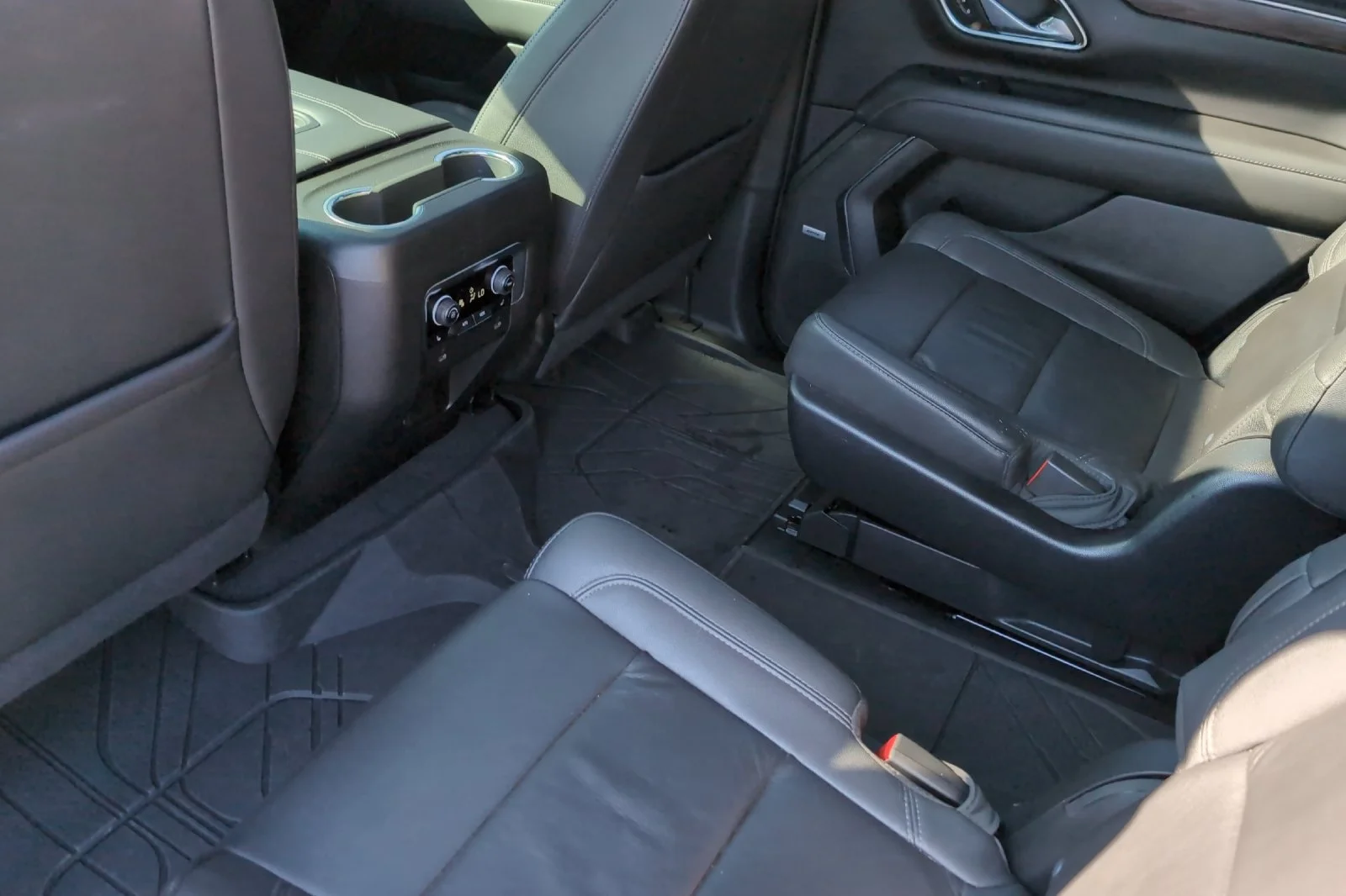 Used 2023 SUMMIT WHITE Chevrolet Z71 image 13