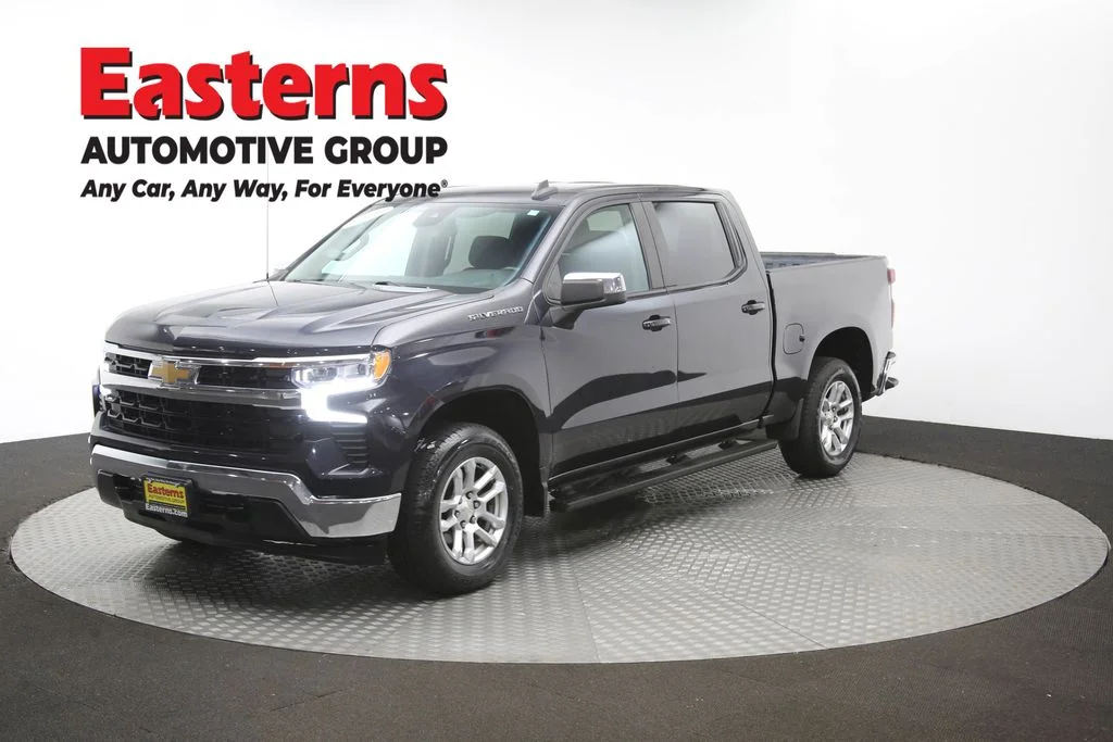 Used 2022 Gray Chevrolet LT image 55