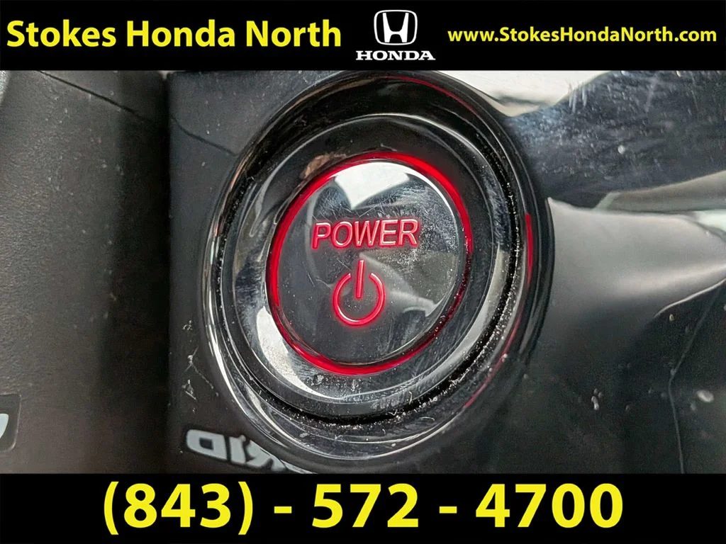 Used 2023 White Honda Touring image 29