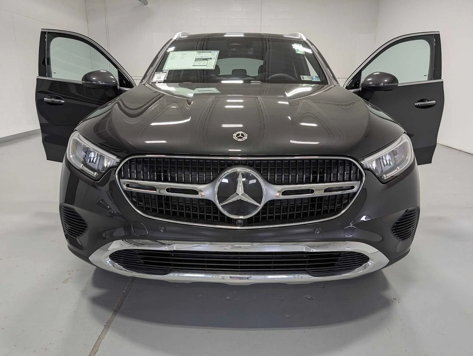 Certified Used 2026 Graphite Grey Metallic Mercedes-Benz GLC 300 image 13