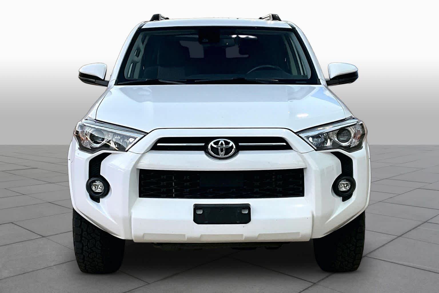 Used 2021 Super White Toyota SR5 image 4