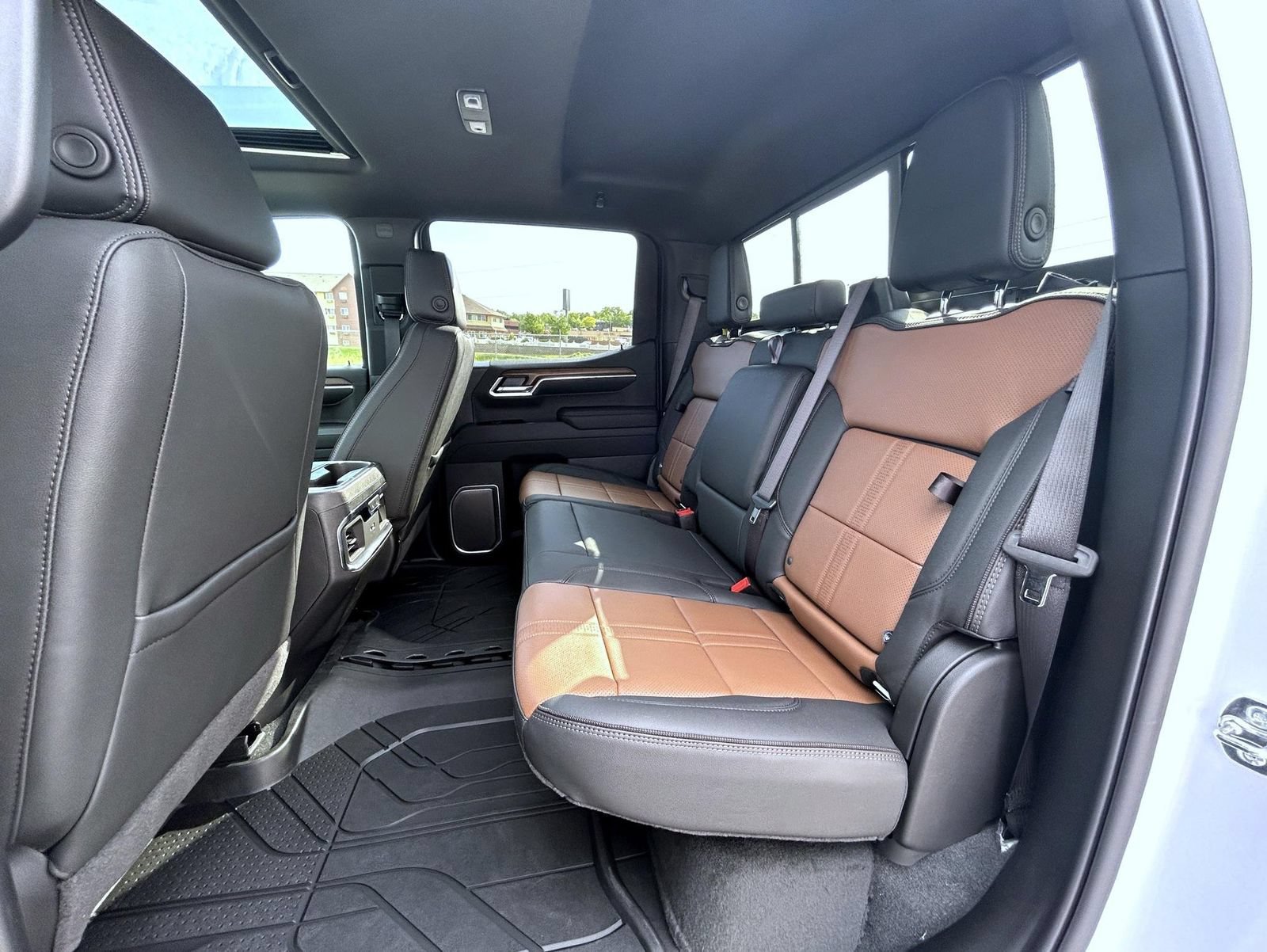 2026 Chevrolet Silverado 1500 High Country - Photo 22