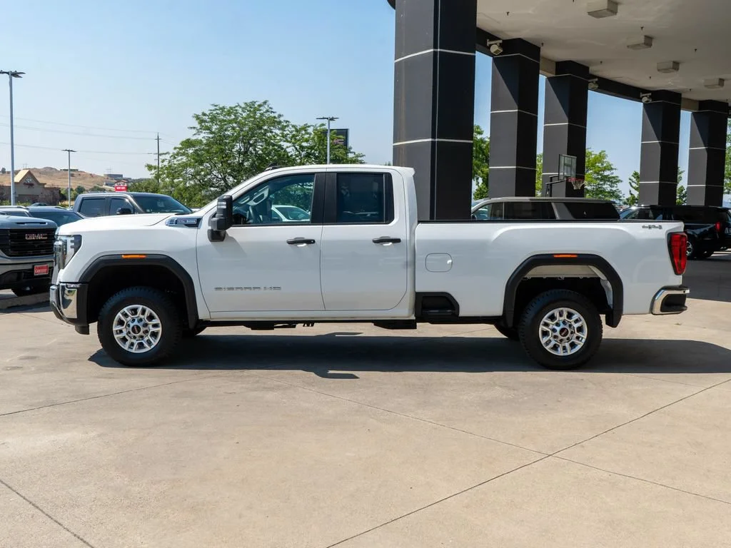 Used 2024 Summit White GMC Pro image 4