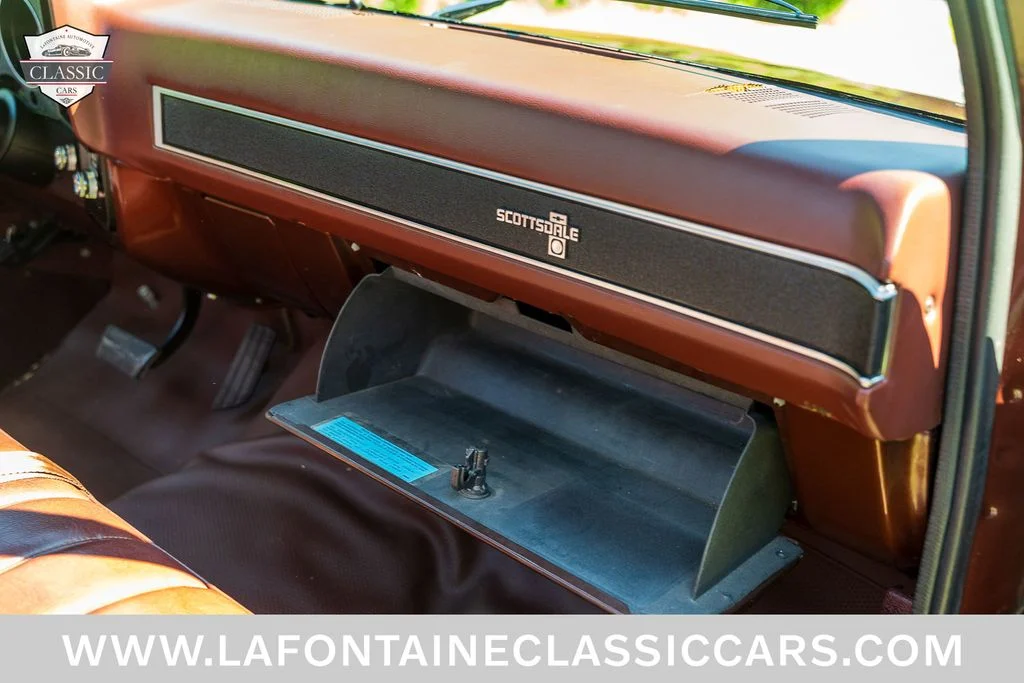Used 1982 Brown Chevrolet  image 72