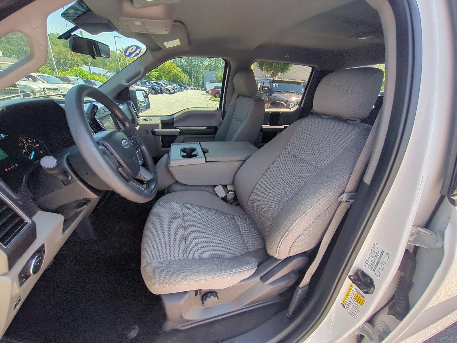 Used 2019 Oxford White Ford XLT image 18