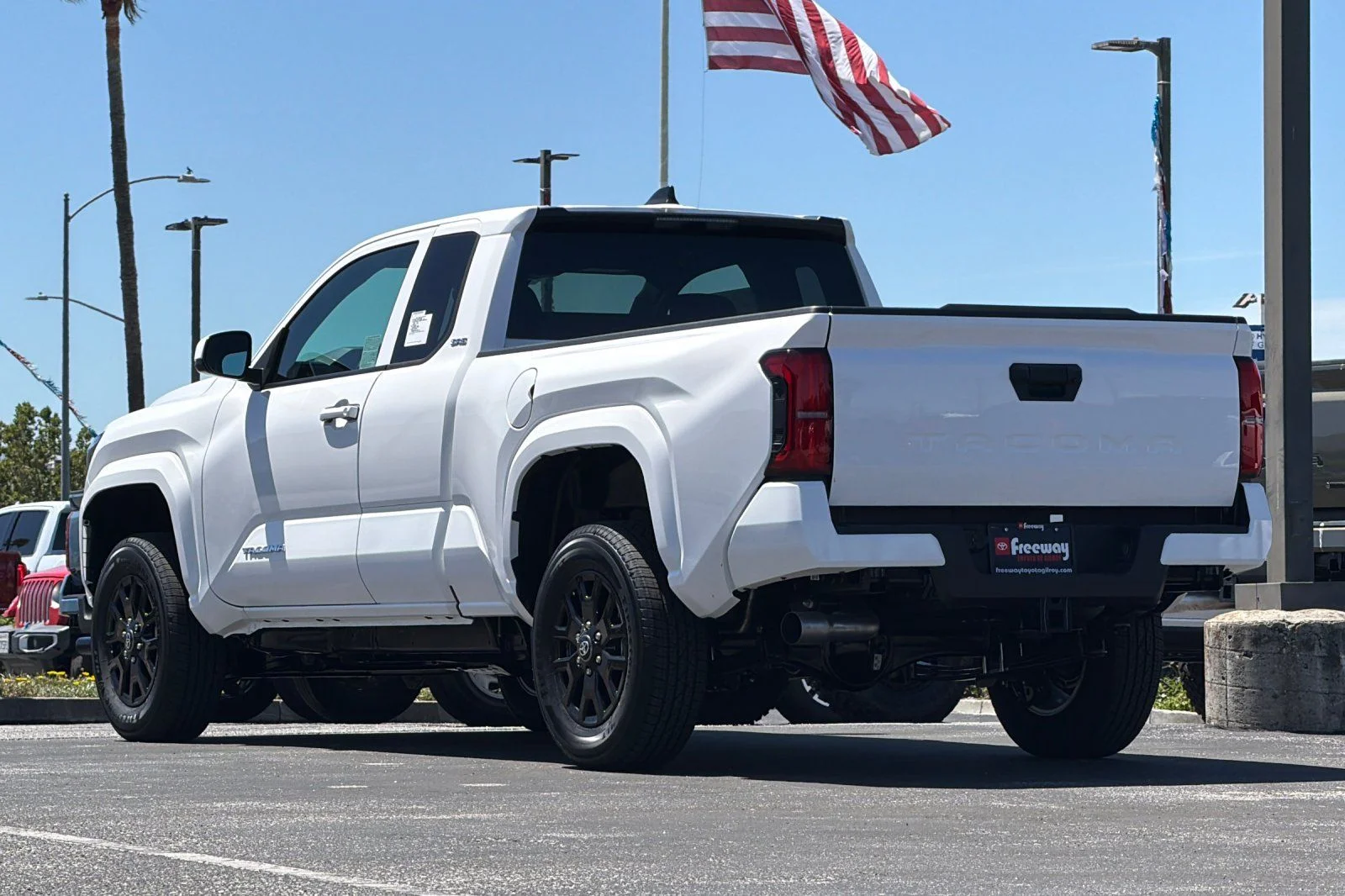 New 2026 Ice Cap Toyota SR5 image 6