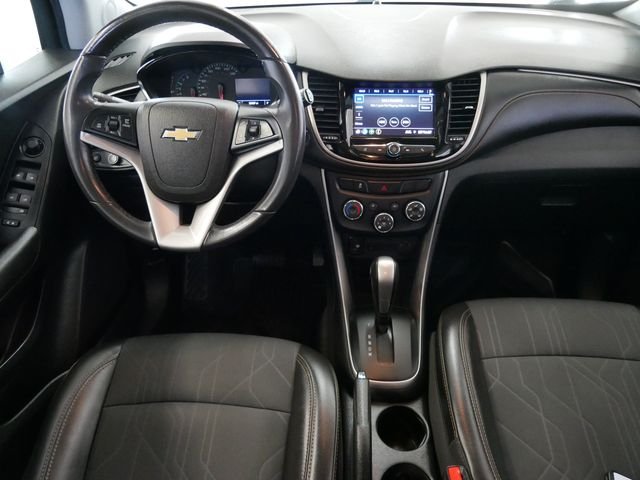 Used 2020 Nightfall Gray Metallic Chevrolet LT image 14