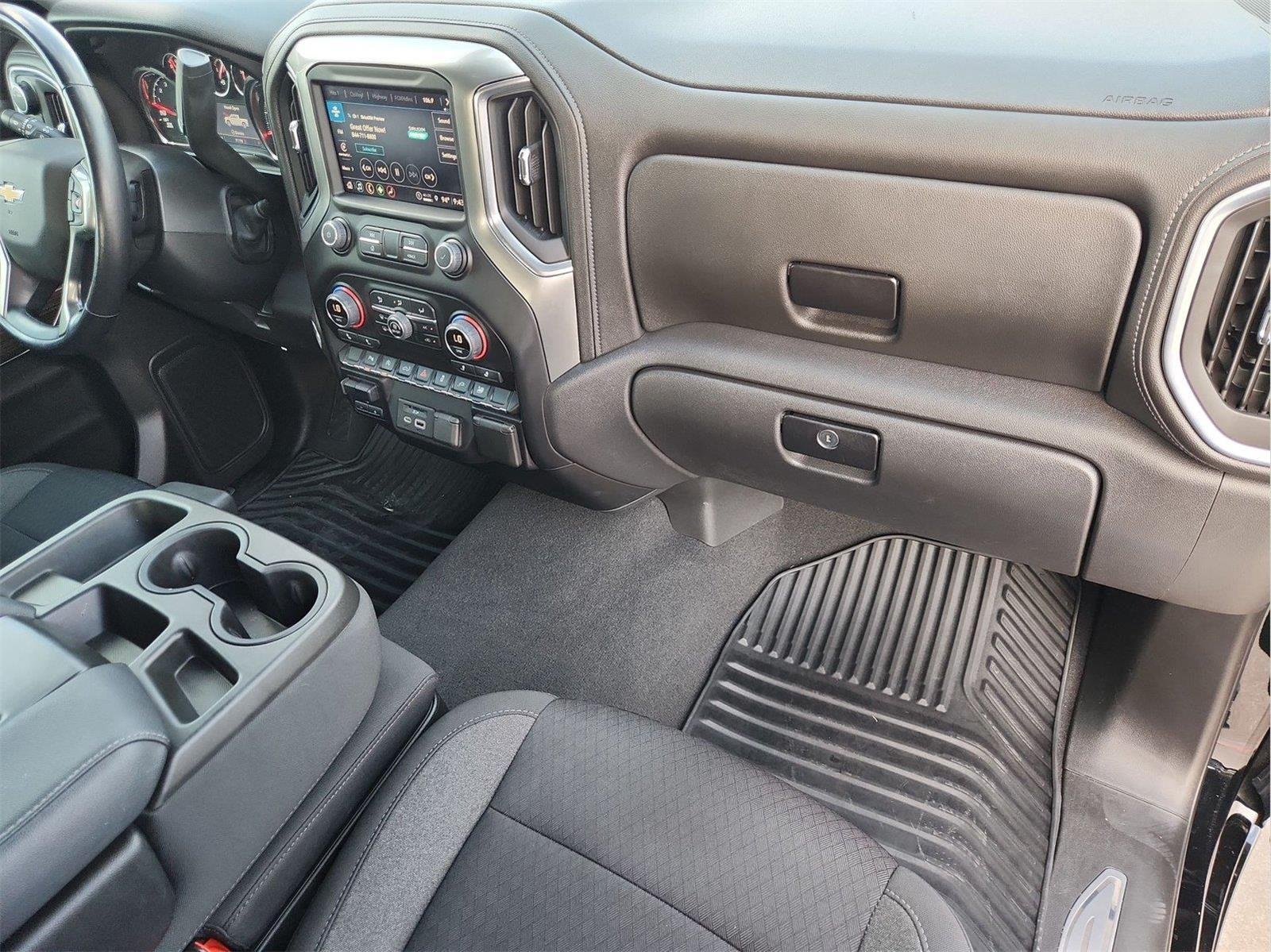 2022 Chevrolet Silverado 1500 Limited LT - Photo 27