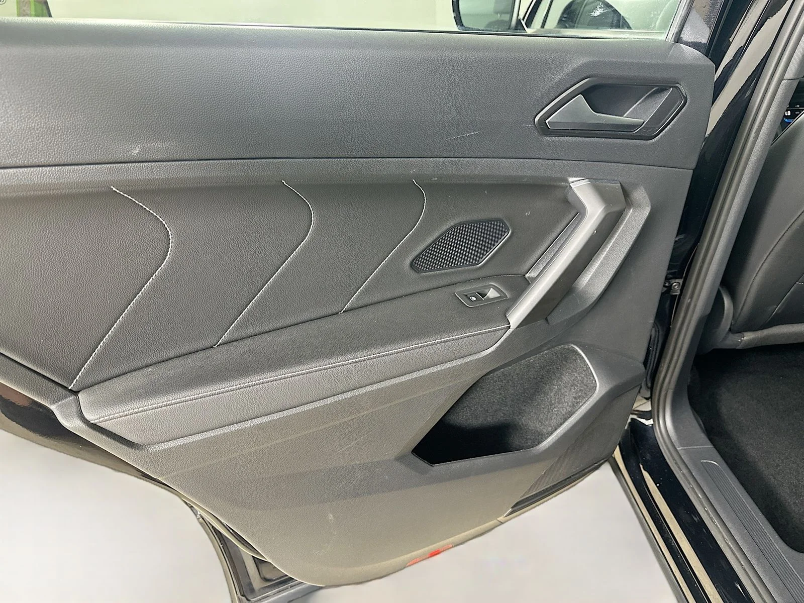 Used 2022 Black Volkswagen  image 33