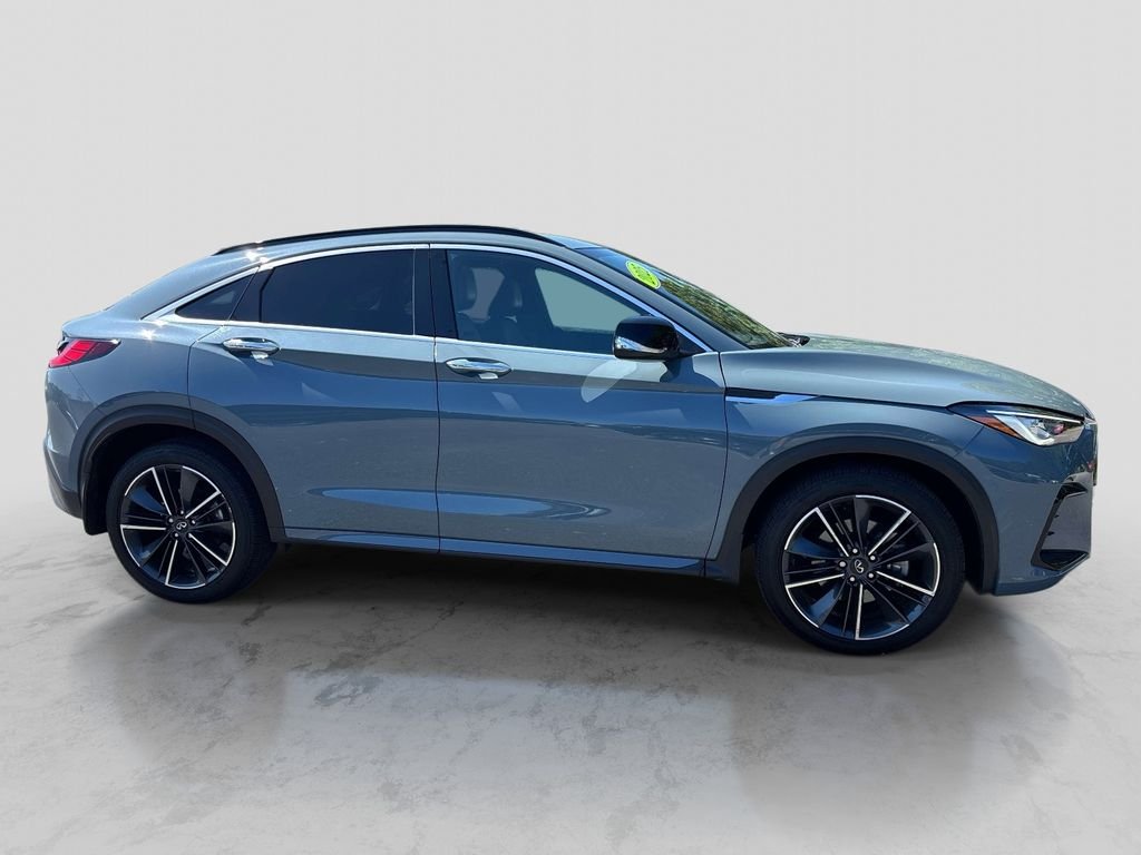 Certified Used 2025 Gray INFINITI LUXE image 6