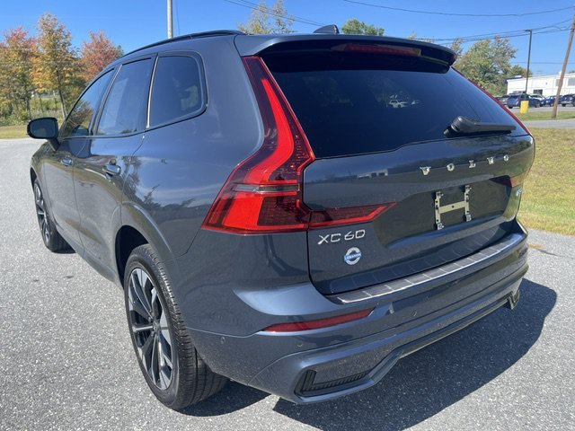 Used 2026 Blue Volvo Plus image 3