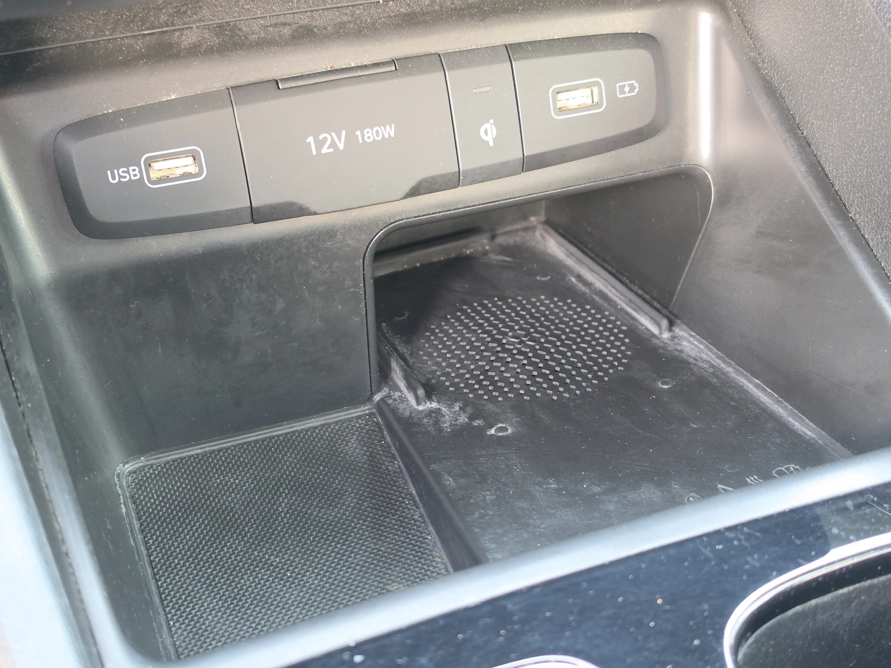 Used 2022 Ice White Hyundai SEL image 28