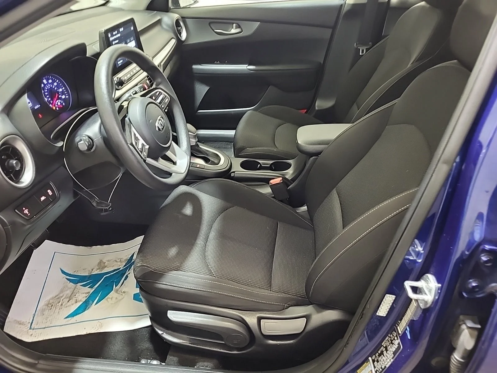 Used 2021 Deep Sea Blue Kia LXS image 7