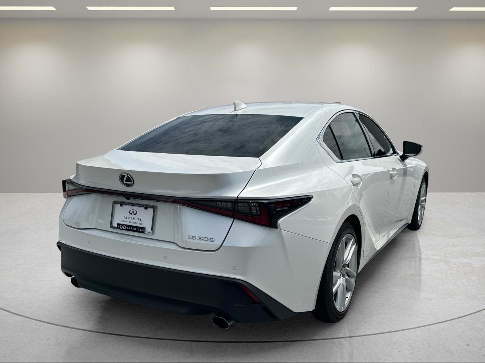 Used 2021 Eminent White Pearl Lexus IS 300 image 5
