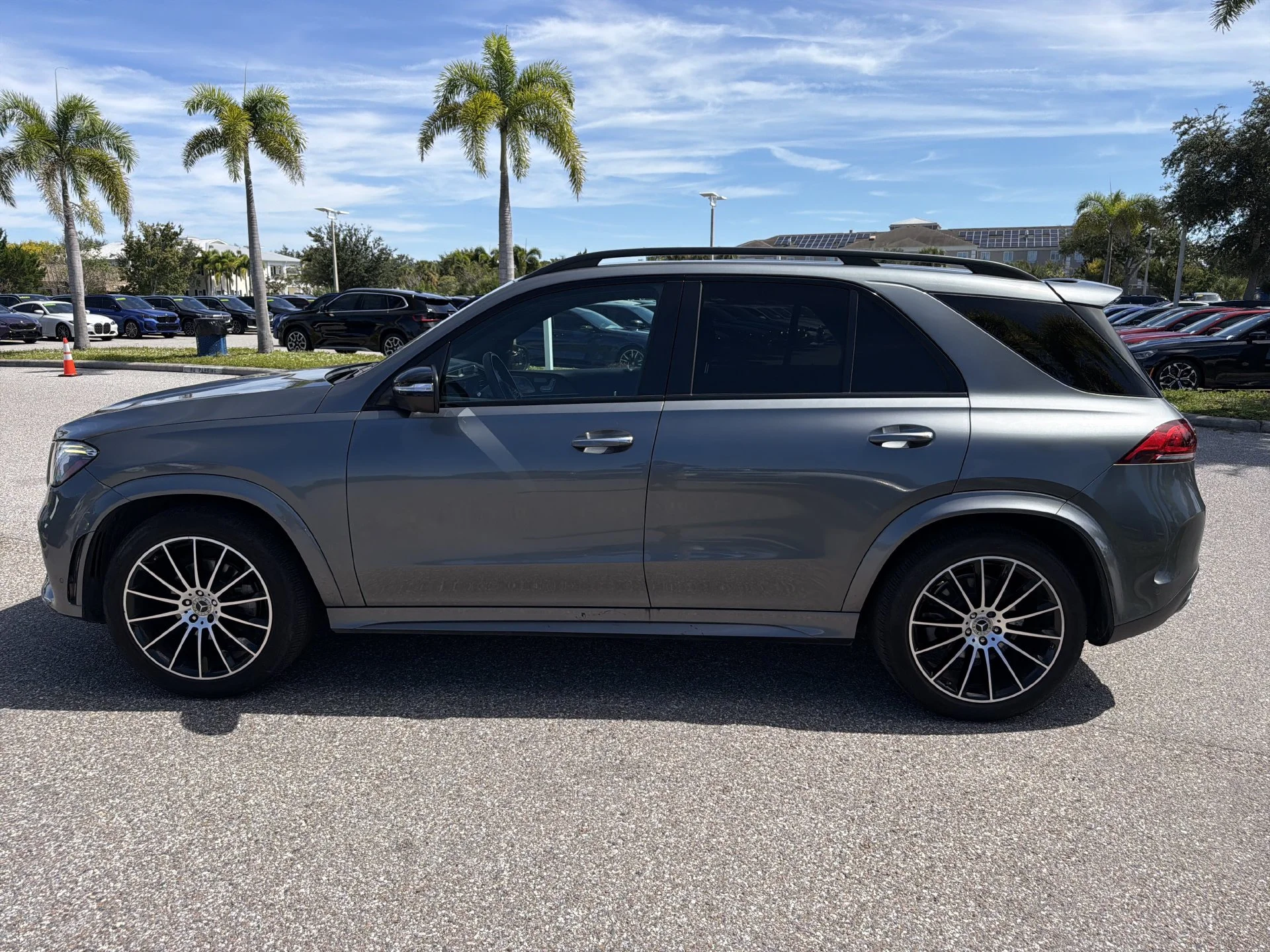 Used 2021 Gray Mercedes-Benz GLE 350 image 7