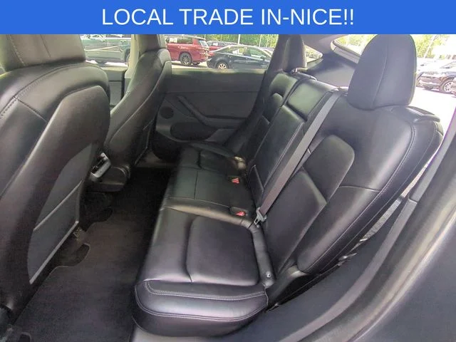Used 2020  Tesla Long Range image 29