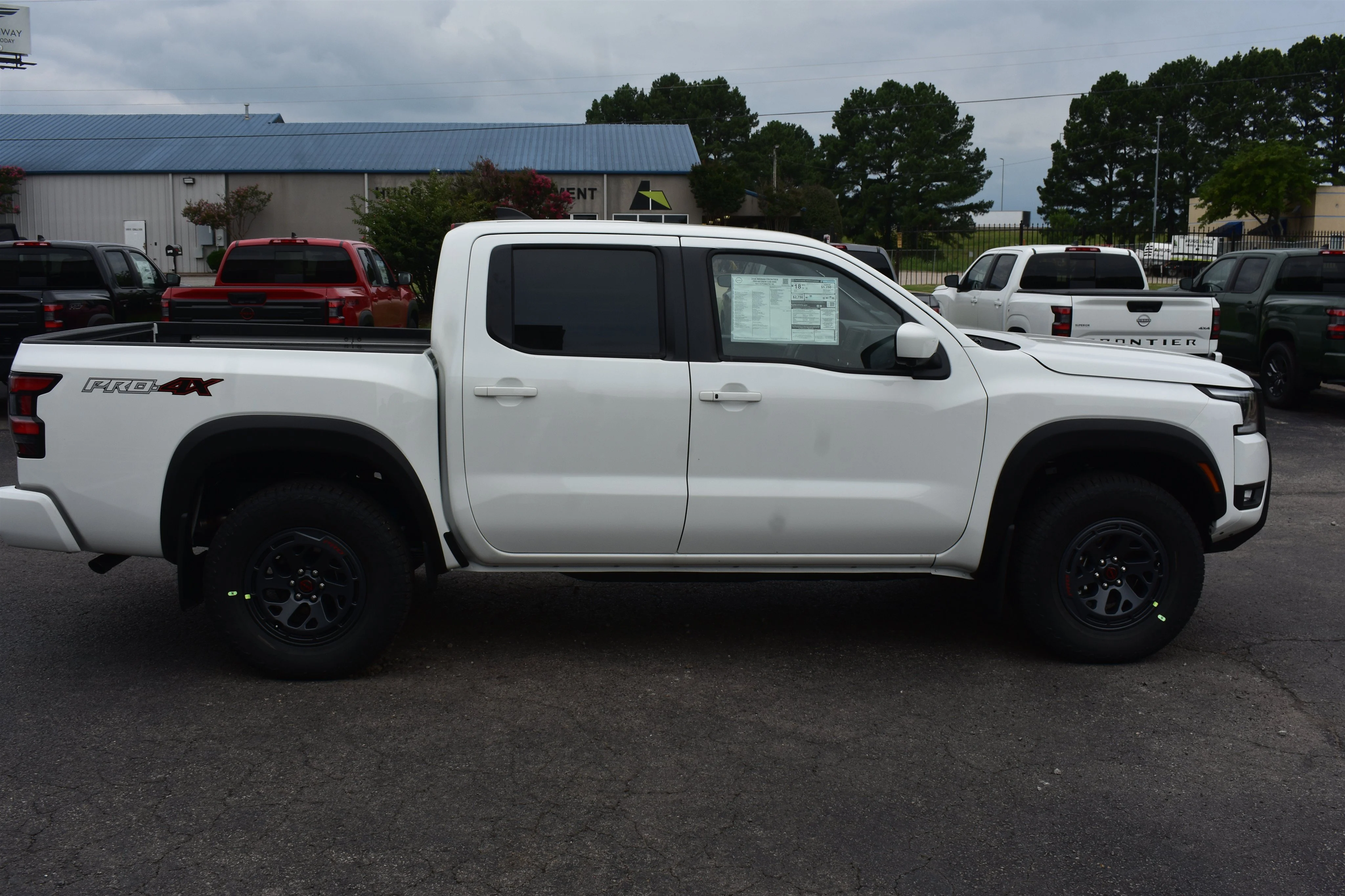New 2026 Glacier White Nissan PRO-4X image 4