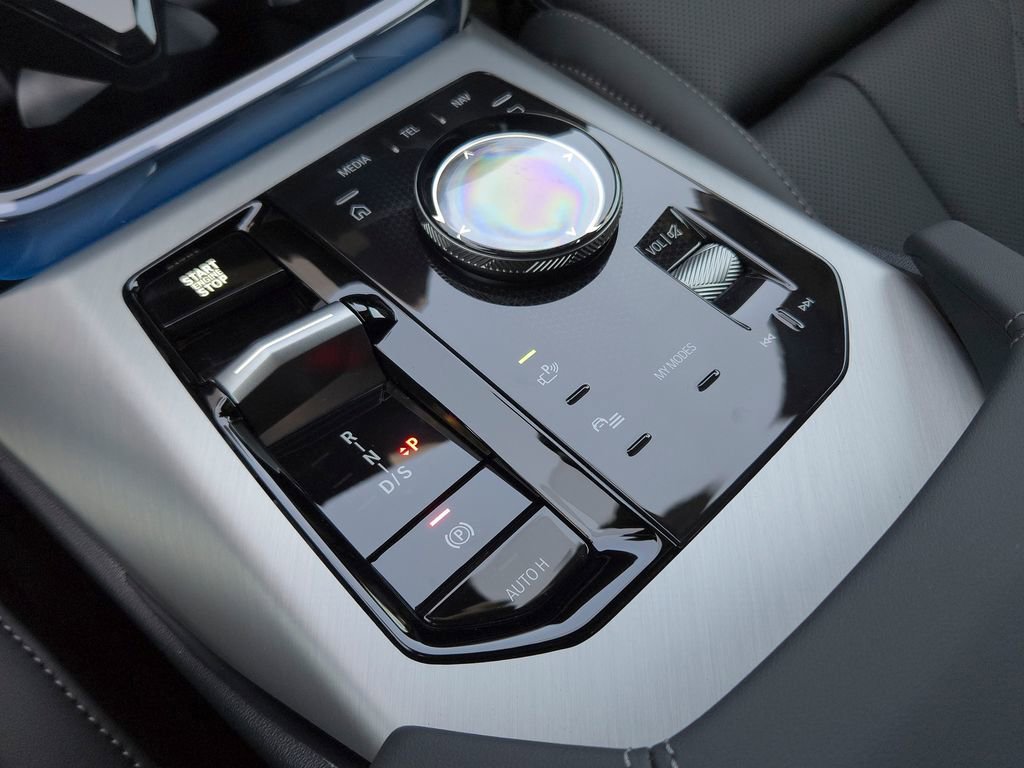 New 2026 Brooklyn Grey Metallic BMW 30 xDrive image 10