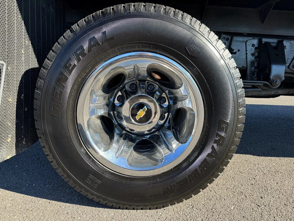 2021 Chevrolet Silverado 3500HD LT - Photo 11