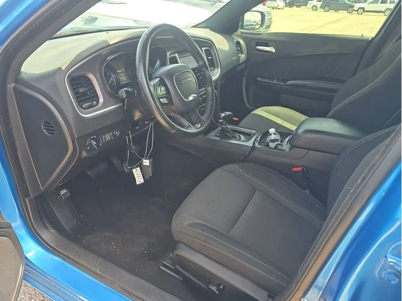 Used 2019 B5 Blue Pearlcoat Dodge SXT image 11