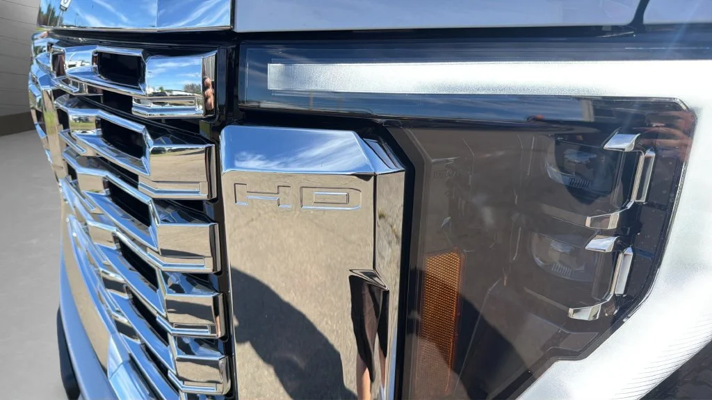 New 2026 Glacier White Tricoat GMC Denali image 40