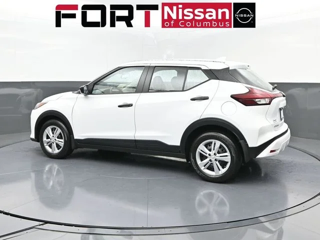 Used 2025 White Nissan S image 4
