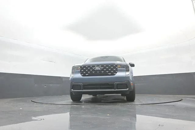 New 2026 Azure Gray Metallic Tri-Coat Ford XLT image 35