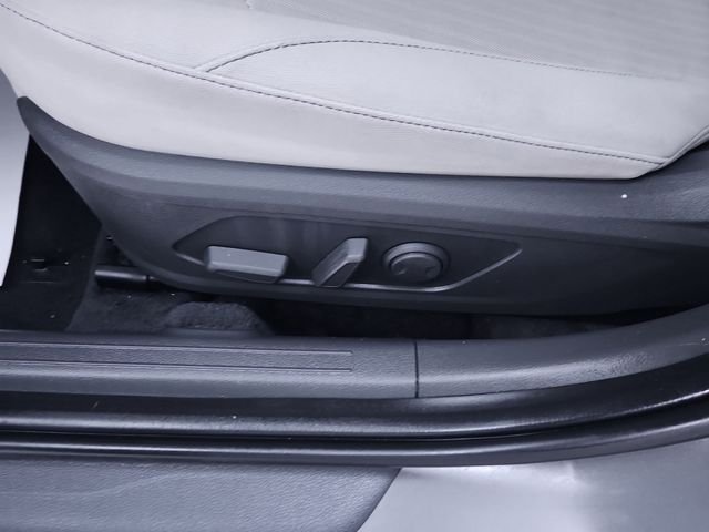 Used 2023 Gray Hyundai SEL image 12
