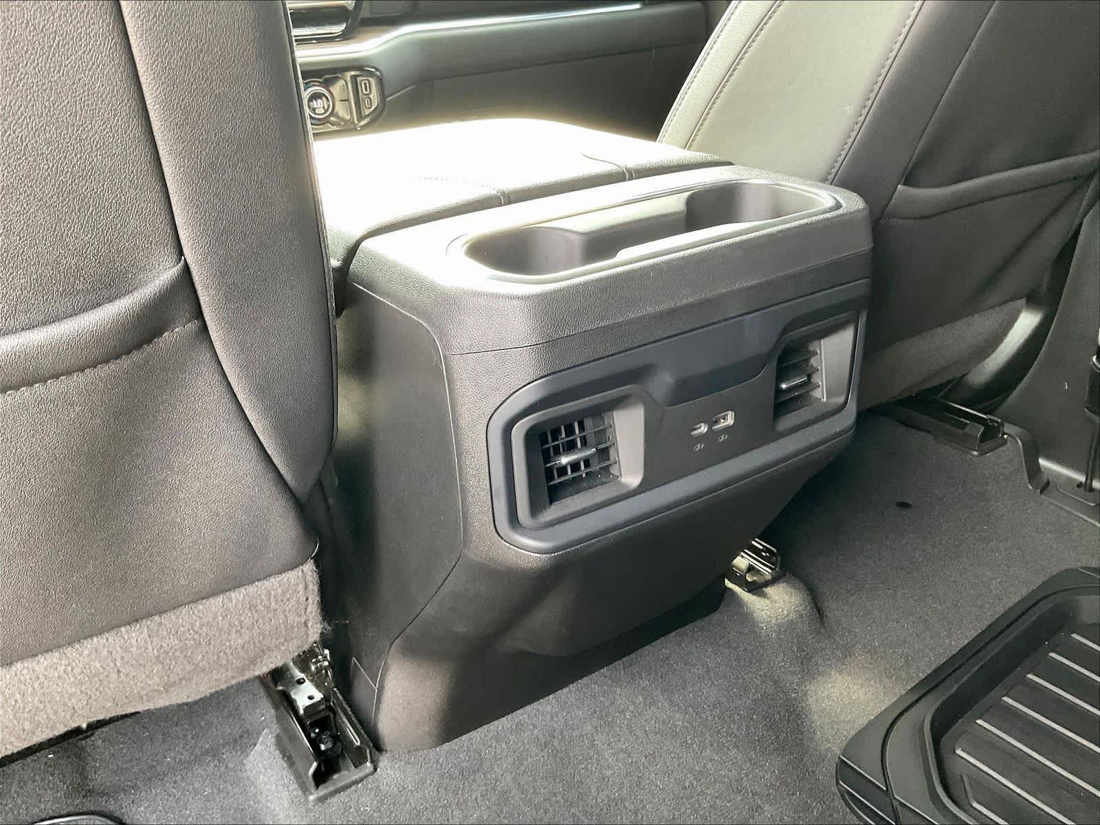2023 Chevrolet Silverado 1500 RST - Photo 13