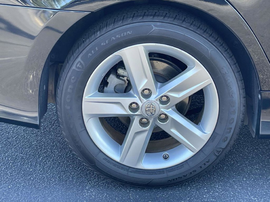 Used 2014 Black Toyota SE image 9