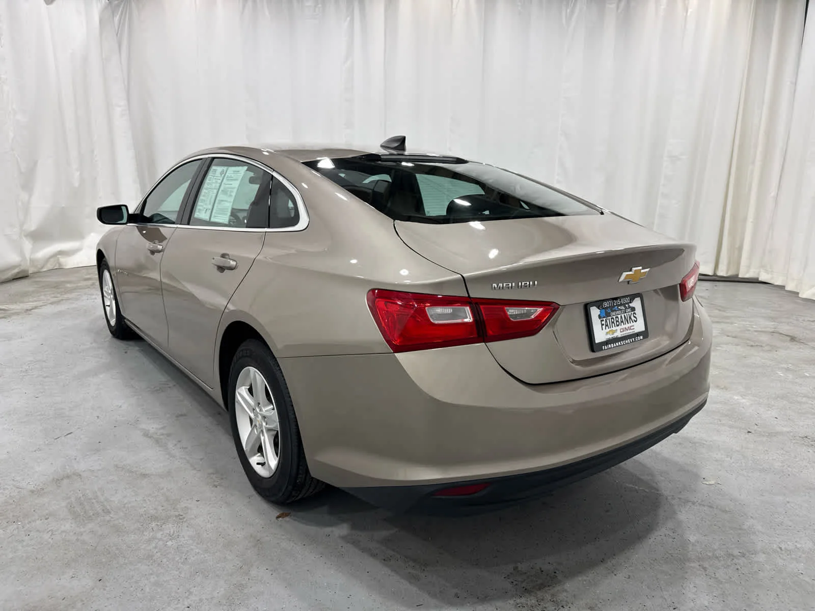 Used 2022 MINERAL GRAY METALLIC Chevrolet LS image 3