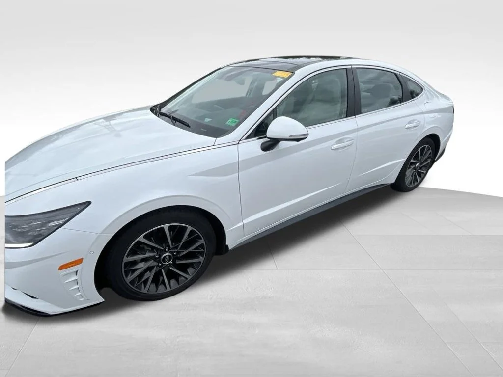 Used 2022 Gray Hyundai Limited image 34
