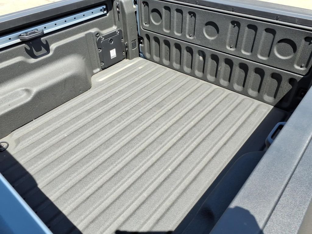 Used 2025 Gray Ford Lariat image 33