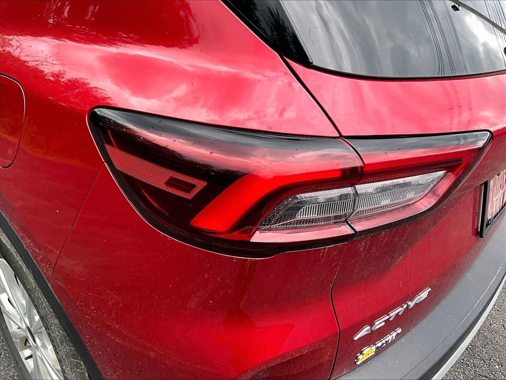 Used 2023 Red Metallic Ford Active image 33