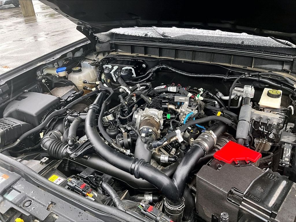 Used 2021 Gray Ford Wildtrak image 31