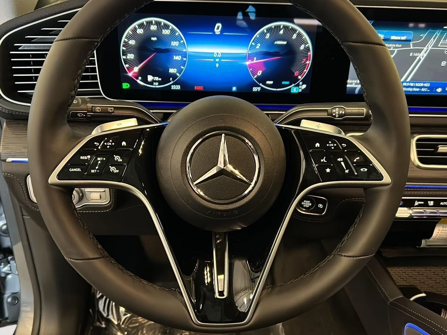 New 2026 Selenite Grey Metallic Mercedes-Benz GLE 350 image 15
