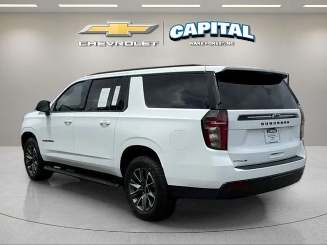 Used 2024 White Chevrolet Z71 image 3
