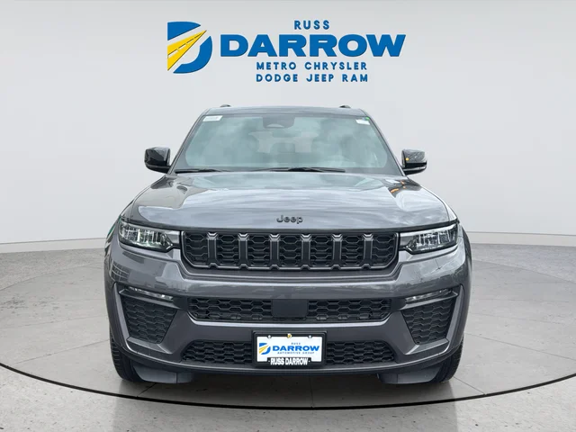 New 2026 Baltic Gray Metallic Clear-Coat Exterior Paint Jeep Limited image 8