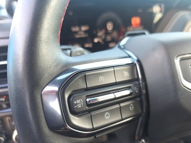 Used 2025 Onyx Black GMC AT4 Ultimate image 20