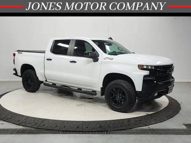 Used 2021 Summit White Chevrolet LT Trail Boss image 1