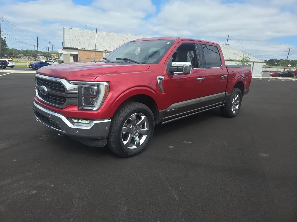 Used 2021 Red Ford King Ranch image 3