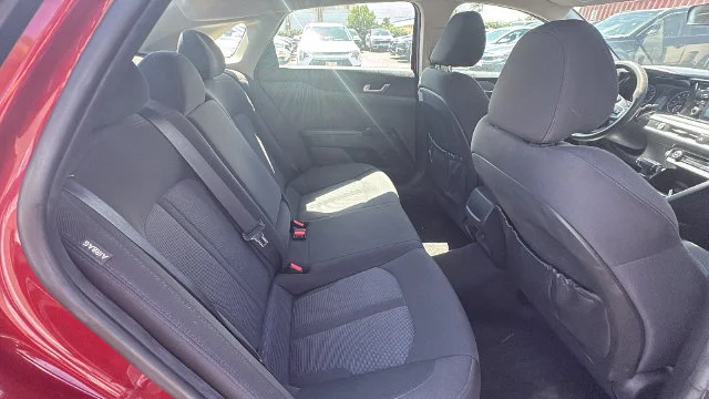 Used 2023 Red Kia LXS image 10