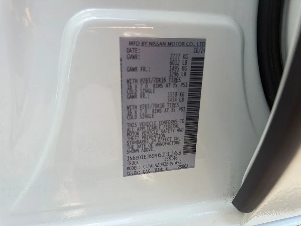 Used 2025 White Nissan S image 48