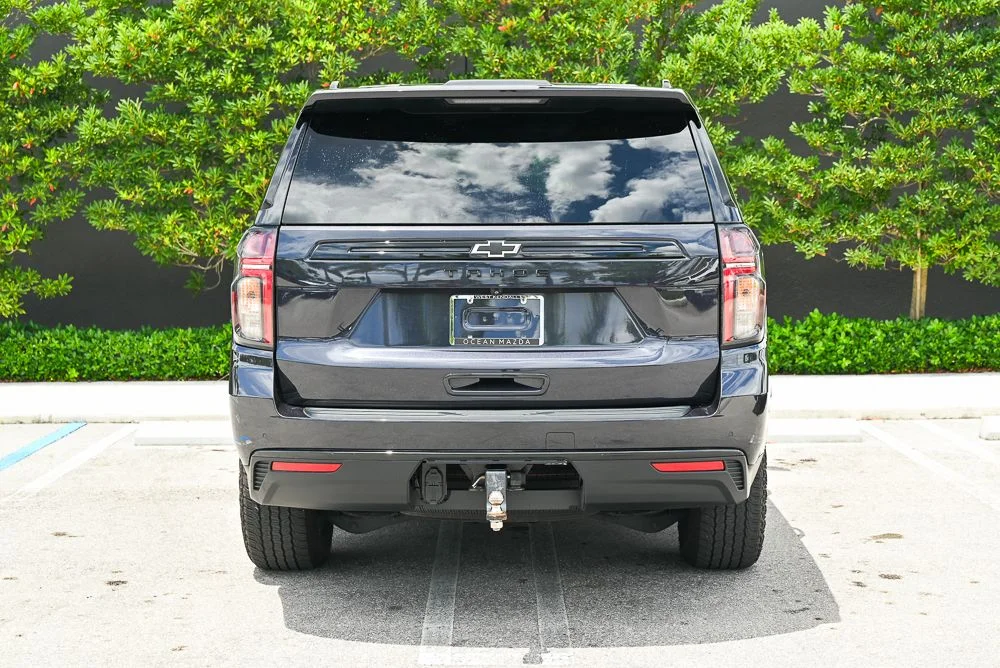 Used 2024 Gray Chevrolet Z71 image 3