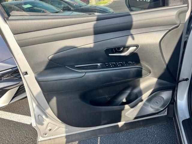 Certified Used 2025 Silver Hyundai Blue image 11